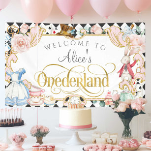 ガール1歳の誕生日を背景に、Alice in onederland 横断幕