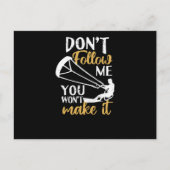 キおもしろいテサーファーのキ後を追テボード ポストカード (正面)