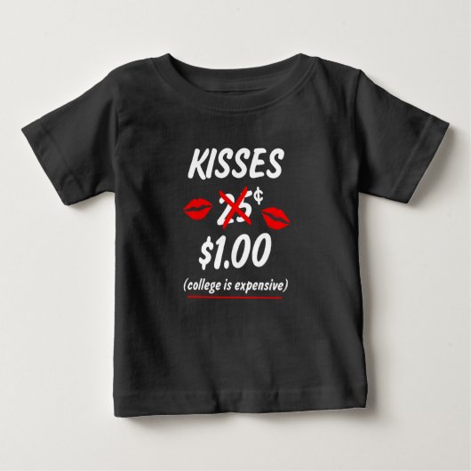 キスおもしろいベビーバレンタインデイシャツ ベビーTシャツ (正面)