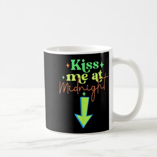 キスして面白いカップルおそろい真夜中 コーヒーマグカップ (右)