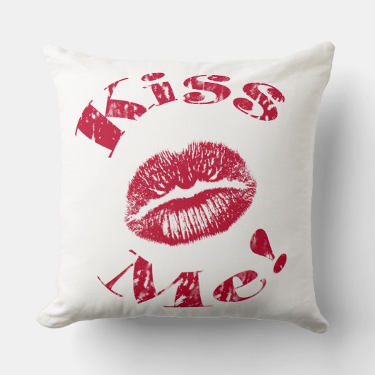 キスだ！赤い唇 クッション (正面)