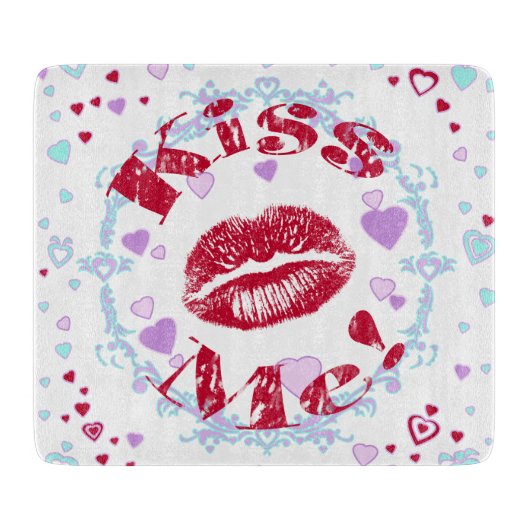 キスだ！赤い唇(ハート) カッティングボード (正面)