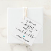 キスとミセス・ラベルの抱き毛とターコイズ フェイバータグ (インサイチュ)