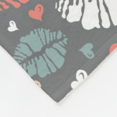 キスのプリントおよびハートパターン フリースブランケット (角)