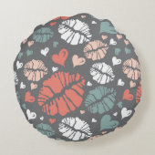 キスのプリントおよびハートパターン ラウンドクッション (裏面)