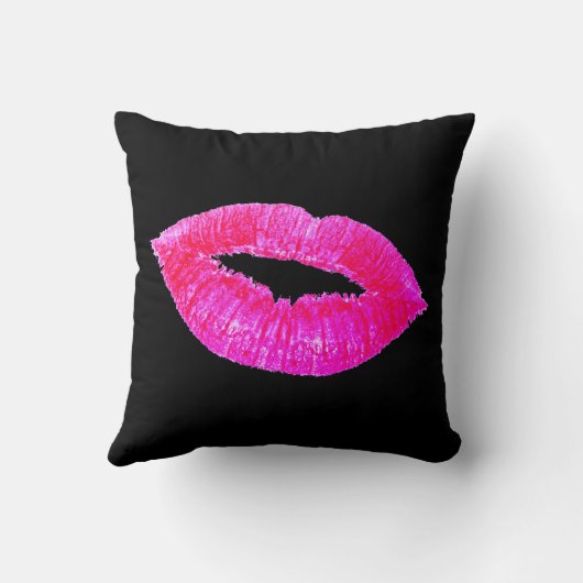 キスの唇の黒のピンクの口紅の大きい口の枕 クッション (裏面)