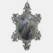 キスをするな川カワウソ スノーフレークピューターオーナメント (左)