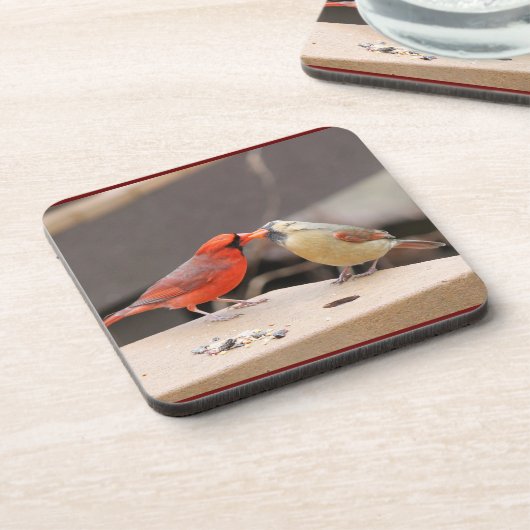 キスをする深紅色 コースター (左側)