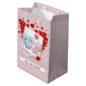 キスをする赤いハート付き ミディアムペーパーバッグ (裏面アングル)
