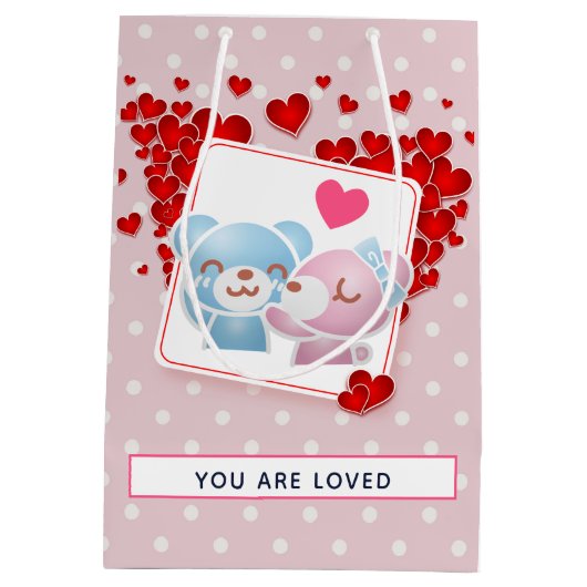 キスをする赤いハート付き ミディアムペーパーバッグ (裏面)