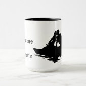 キスをする魚釣りカップルのシルエットカスタマイズマグ! マグカップ (中央)