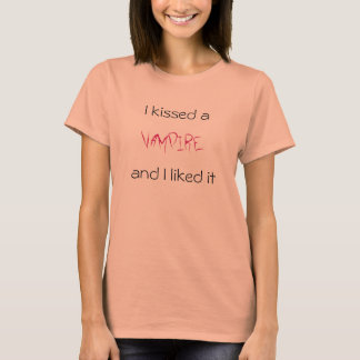 キスを受けた Tシャツ