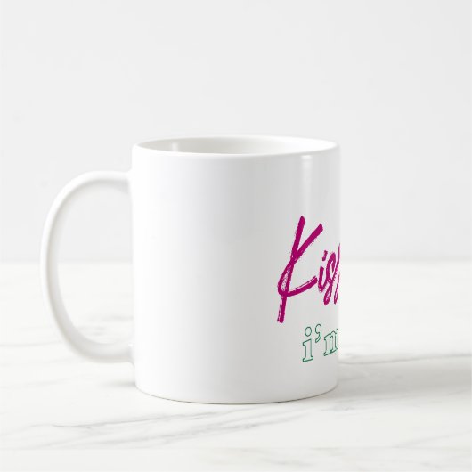 キスアイリッシュのTシャツ コーヒーマグカップ (左)
