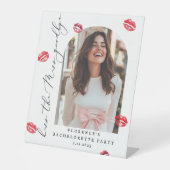 キスザバイ恋しく思ーバチェロレッテへようこそ 台座サイン (正面)