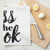 キスザ調理師グリーンカエル王冠おもしろい キッチンタオル (四つ折り)