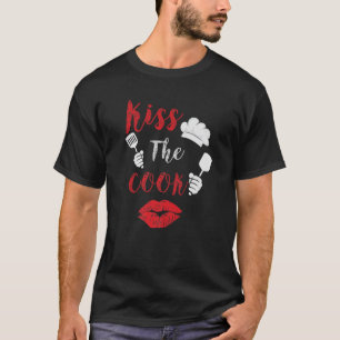 キスザ調理師シェフ料理ラブビッグ赤いハートヴァレ Tシャツ