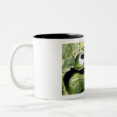 キスマイカエル ツートーンマグカップ (左)