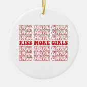 キスモアガールズレズビセクシュアルLGBTQプライド月 セラミックオーナメント (正面)