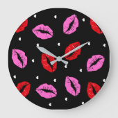 キスリップピンクレッド、アクリルBlk壁時計SM/LG ラージ壁時計 (正面)
