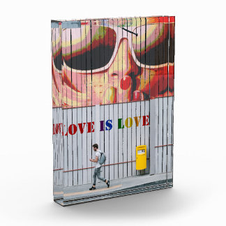 キス愛は愛ゲイまたはレズビアンです フォトブロック