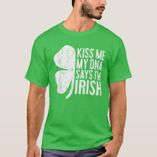 キス私のDNAは私のアイリッシュTおもしろいSt patricksD Tシャツ