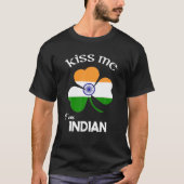キス私はインディアンシャムロックインディア聖パトリックのダ Tシャツ (正面)