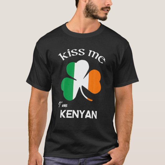 キス私はケニアのシャムロックKenya St. Patrick's Da Tシャツ (正面)