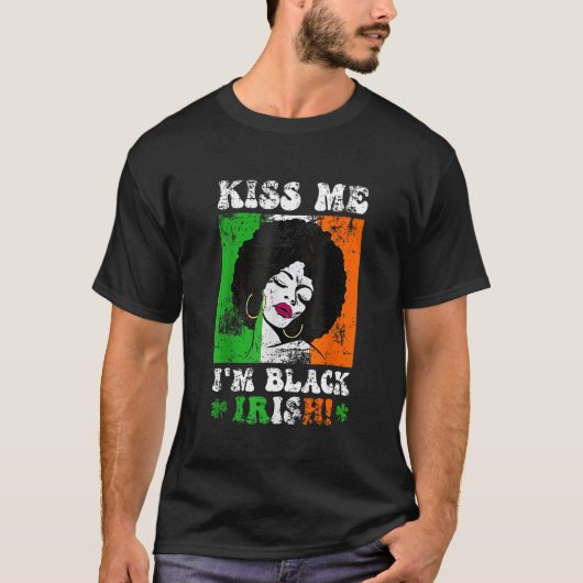 キス私はブラックアイリッシュSt patricks dayブラックウォーム Tシャツ (正面)