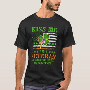 キス私は退役軍人アイリッシュセントパトリックの日 Tシャツ