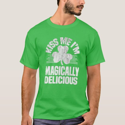 キス私は魔法のように美味しいSt patricks daySh Tシャツ (正面)