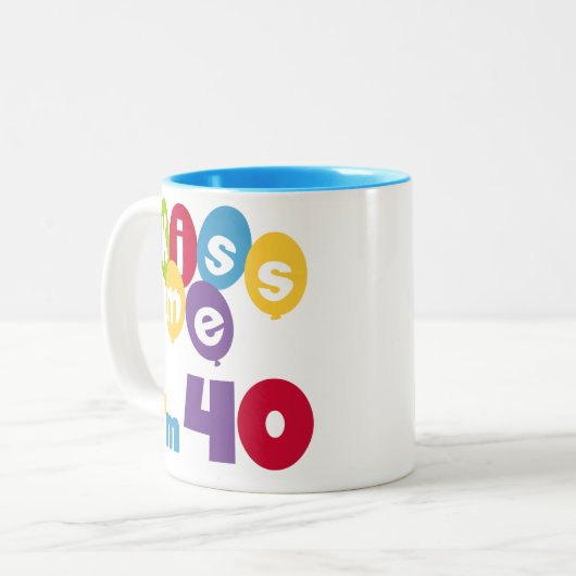 キス私は40誕生日Tシャツとギフト ツートーンマグカップ (正面左)