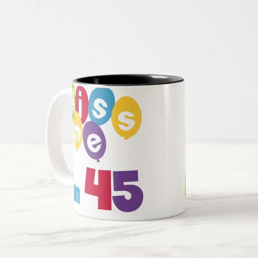キス私は45誕生日Tシャツとギフト ツートーンマグカップ (正面左)