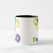 キス私は60誕生日Tシャツとギフト ツートーンマグカップ (中央)