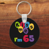 キス私は65誕生日Tシャツとギフト キーホルダー (正面)