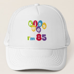 キス私は85の誕生日Tシャツとギフト キャップ