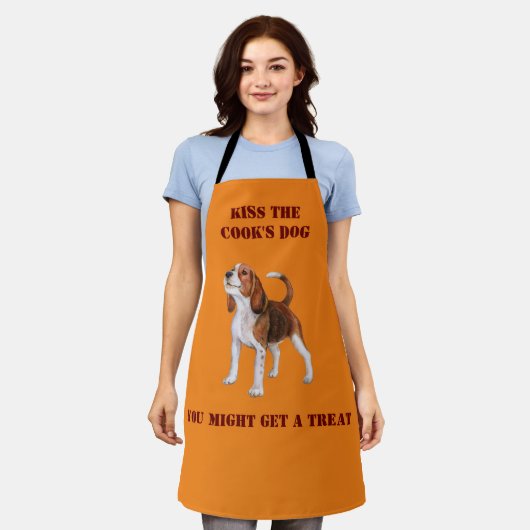 キス調理師の犬あなたがトリートビーグルを得るかもしれない エプロン (着用した状態)