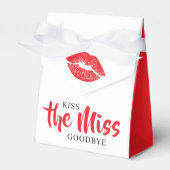 キス・ザ・ミス・グッバイ・レッド・リップ・バチェロレッテ・パーティー フェイバーボックス (正面サイド)