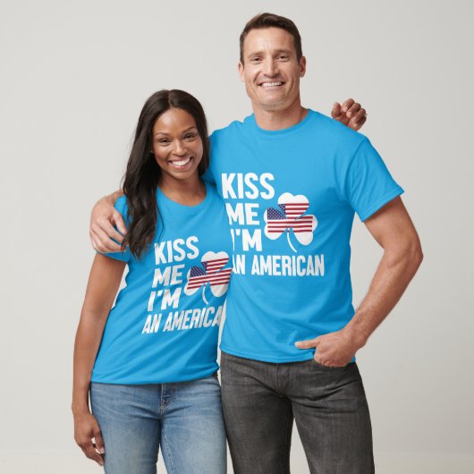 キスMeシリーズ（私はアメリカ人）男性用Tシャツ Tシャツ (ユニセックス)