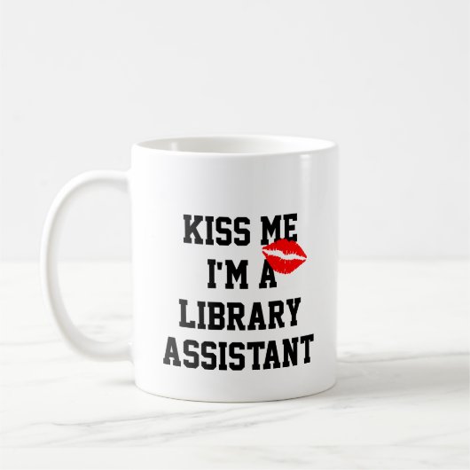 キスMe Im A Library Assistantコーヒーマグ コーヒーマグカップ (左)