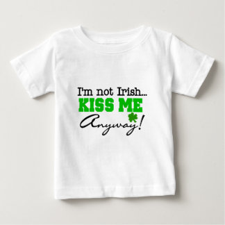 キスTシャツとギフト ベビーTシャツ