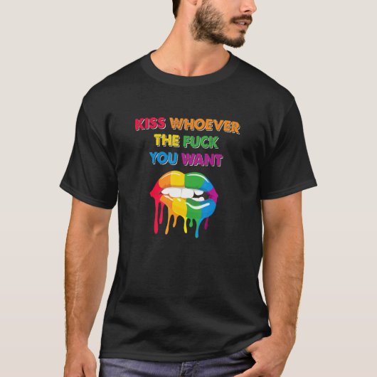 キスWho You Want - LGBT Rainbow LipsプライドFl Tシャツ (正面)