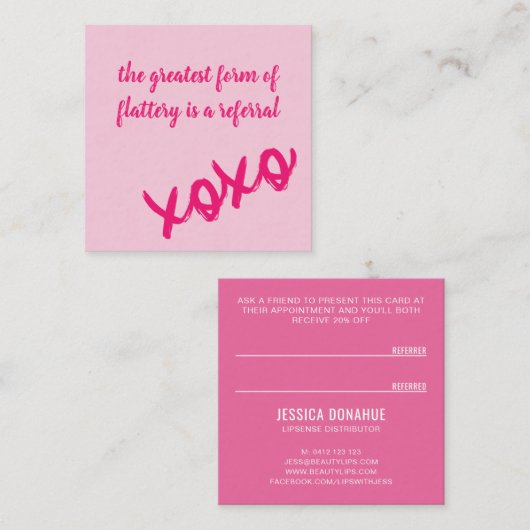 キスXOXOピンク参照カード上のピンク スクエア名刺 (正面/裏面)