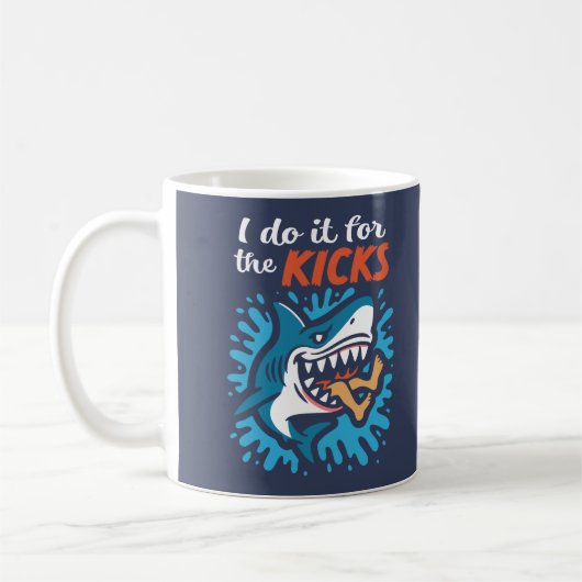 キックのためさ メガホンザメ コーヒーマグカップ (左)