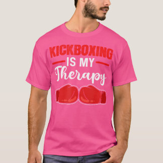 キックボクシングは私のセラピーキックボクシング Tシャツ