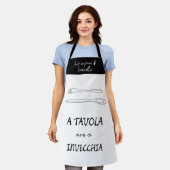キッスタイリッシュチイタリアンスプーンフォーク引用文 エプロン (着用した状態)