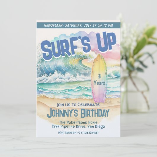 キッズおもしろいビーチパーティーサーフ誕生日招待状 招待状 (スタンド正面)