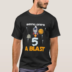 キッズアウタースペース5年古い幼児Bdayパーティーマイ Tシャツ