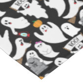 キッズキュートホワイト幽霊ハローウィンパーティ パターン(の模様が)ある テーブルクロス (アングル)