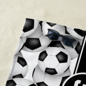 キッズサッカーボールのパタパーソナライズされたーン ビーチタオル (インサイチュ)