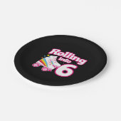 キッズスケートパーティー- 6誕生日 – ローラースケートで滑る ペーパープレート (アングル)